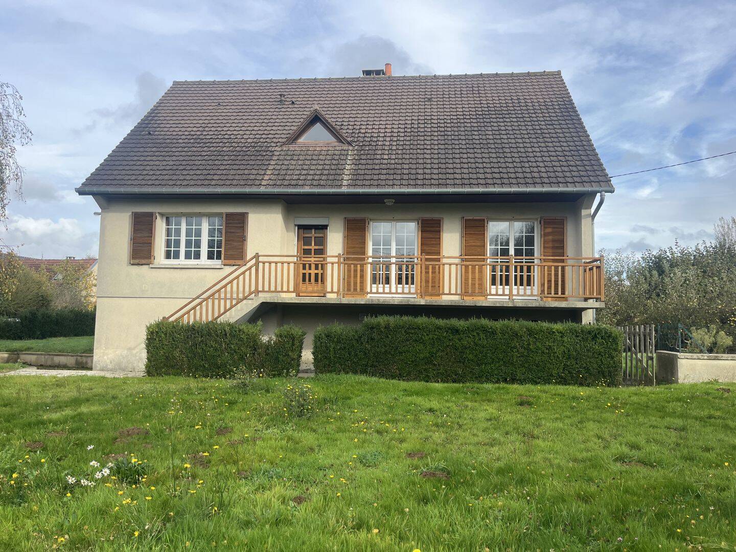 Maison 6 pièces 139 m² · à Commes · 139 m² · 270 000 €