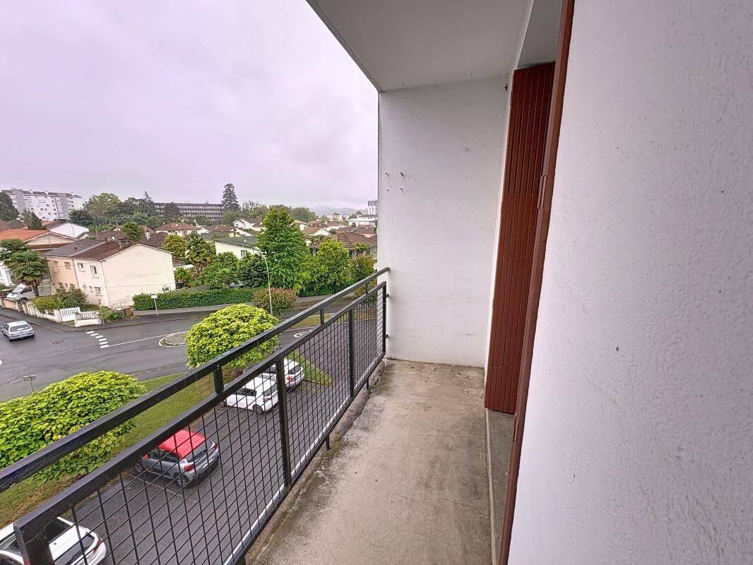 Appartement 2 pièces 58 m² · à Billère · 57,7 m² · 610 €