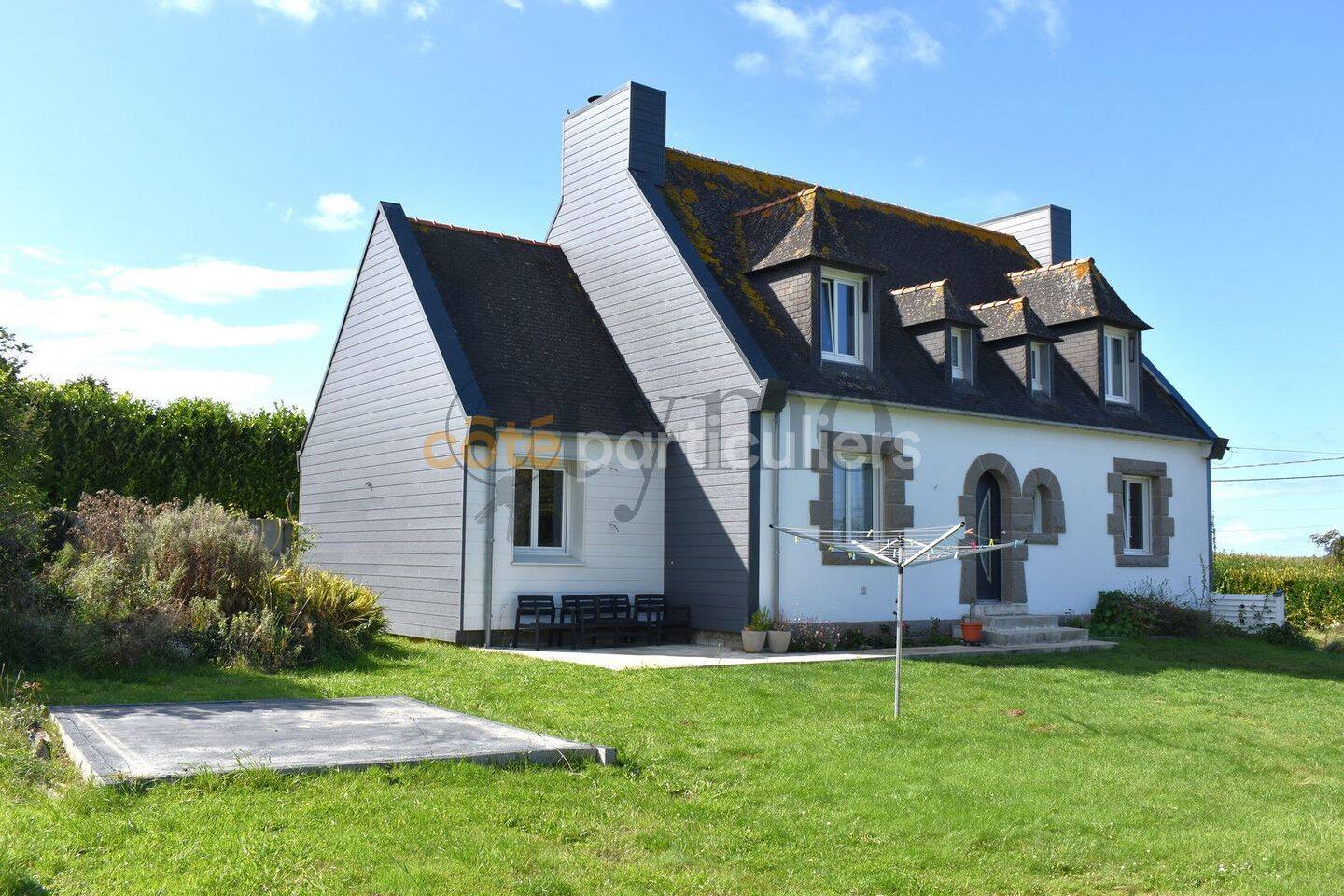 Maison 9 pièces 169 m² · à Goulven · 169 m² · 330 000 €