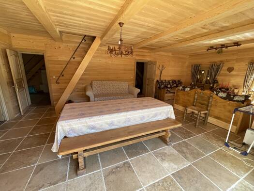 Maison à vendre 320 000 € 4 pièces 3 chambres 105 m² 9 695 m² de terrain Valderoure 06750