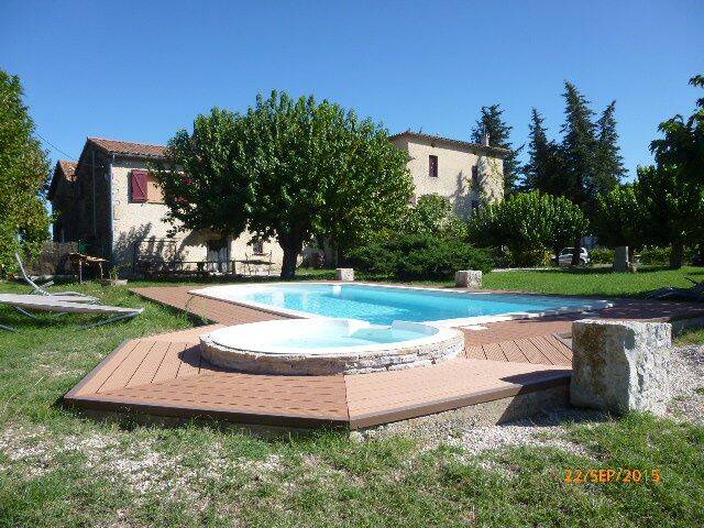 Maison 14 pièces 310 m² · à Saint-Hippolyte-du-Fort · 310 m² · 599 000 €