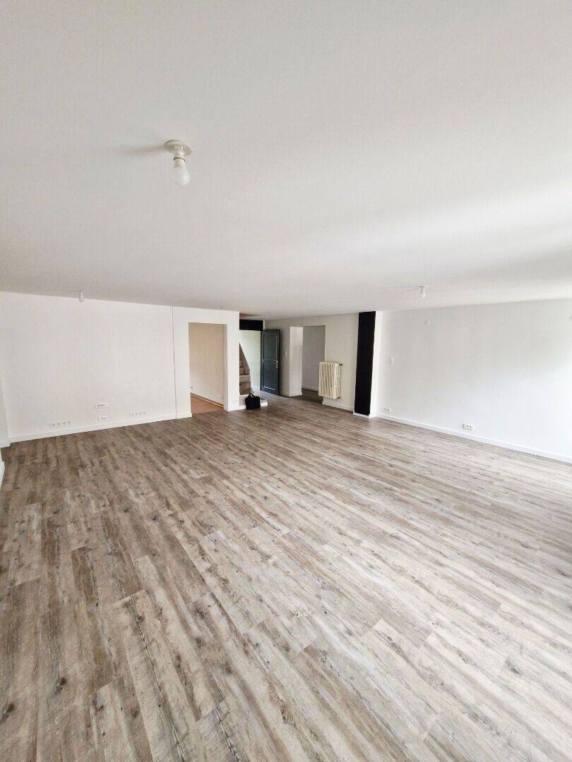Appartement 4 pièces 162 m² · à Clouange · 162 m² · 1 425 €