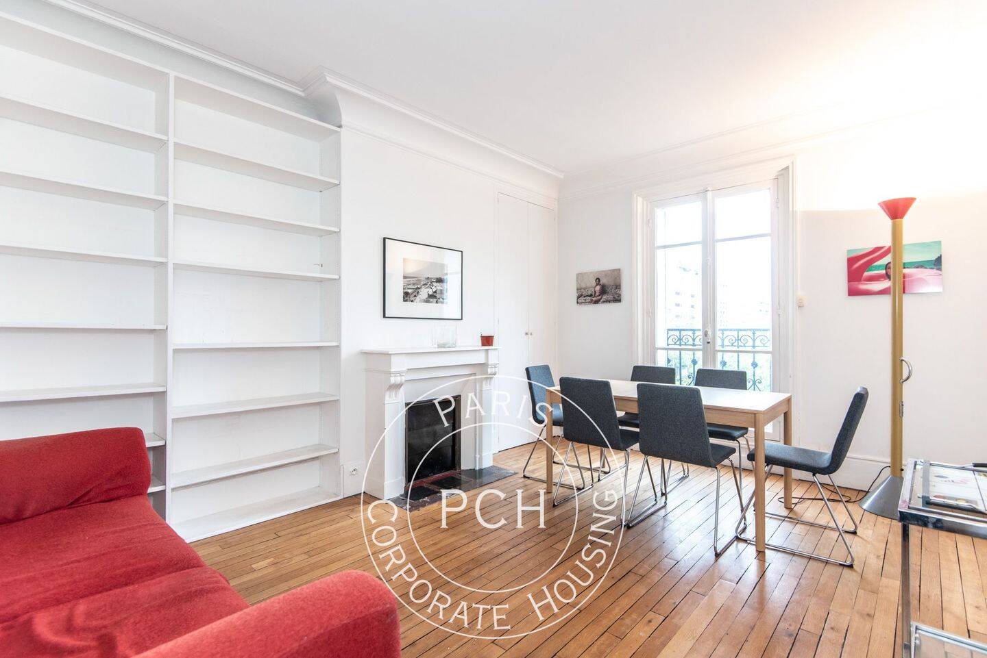 Appartement à louer 2600 € 2 600 € /mois charges comprises Comparez les déménageurs 4 pièces • 3 chambres • 85,1 m² • 3ème étage Emeriau-Zola, Paris 15ème arrondissement (75015) 10 30 42 70 88 Calculer un temps de trajet Pour aller au travail, à l’école, ... - photo 1