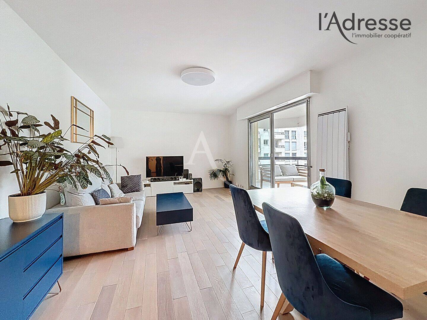 Appartement 3 pièces 81 m² · à Suresnes · 81 m² · 2 100 €/mois
