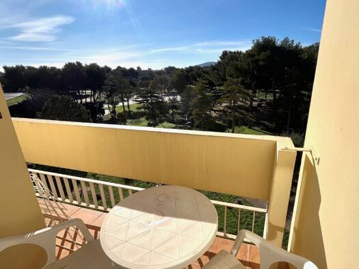 Appartement à vendre 98 000 € 1 pièce 19 m² Étage 3/3 Village Thermal Balaruc-les-Bains 34540