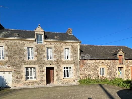 Maison à vendre 114 900 € 6 pièces 4 chambres 138 m² 1 775 m² de terrain Saint-Étienne-du-Gué-de-l'Isle 22210