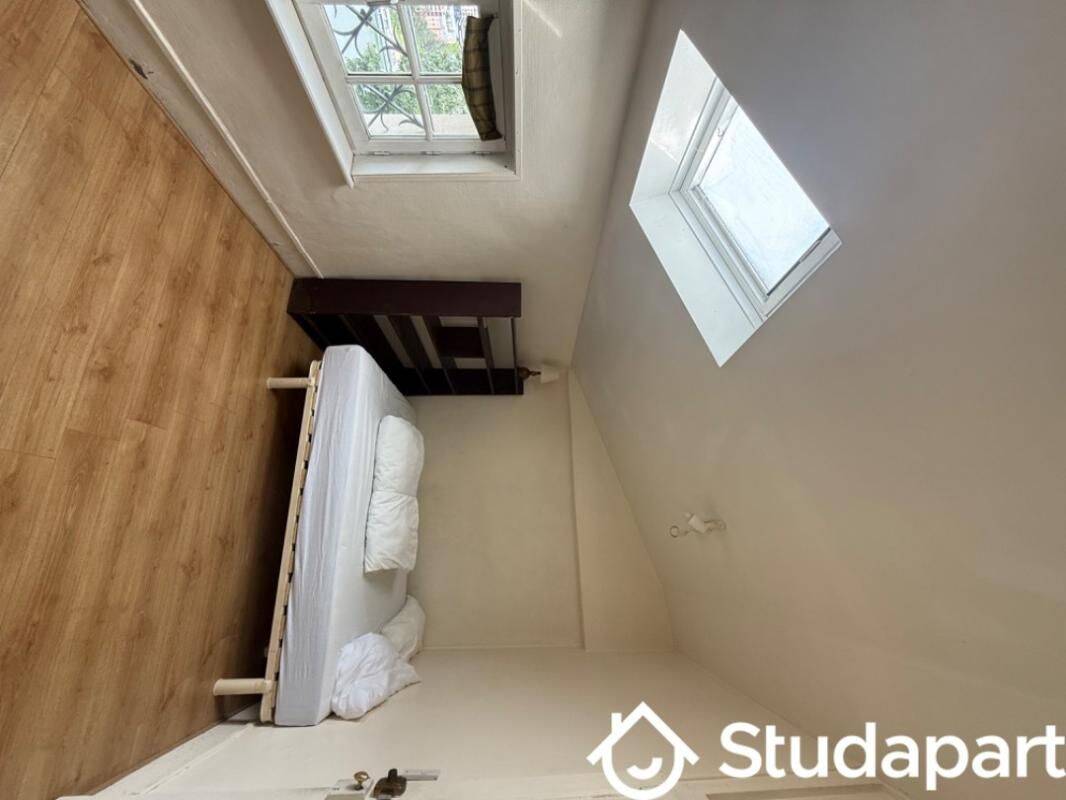 1 pièce 15 m² · à La Mulatière · 15 m² · 560 €
