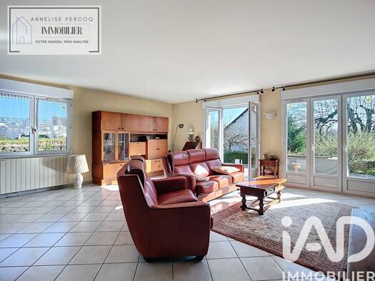 Maison de plain-pied à vendre 259 000 € 8 pièces 4 chambres 195 m² 1 300 m² de terrain Marzy 58180