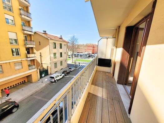 Appartement à vendre 249 900 € 2 pièces 1 chambre 52,2 m² Étage 2/8 Saint Roch Nice 06300