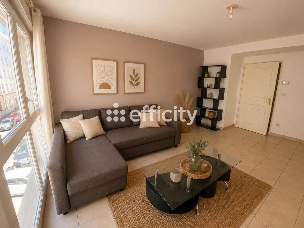 Appartement 2 pièces 44 m² · à Lyon 3ème Arrondissement · 43,7 m² · 230 000 €