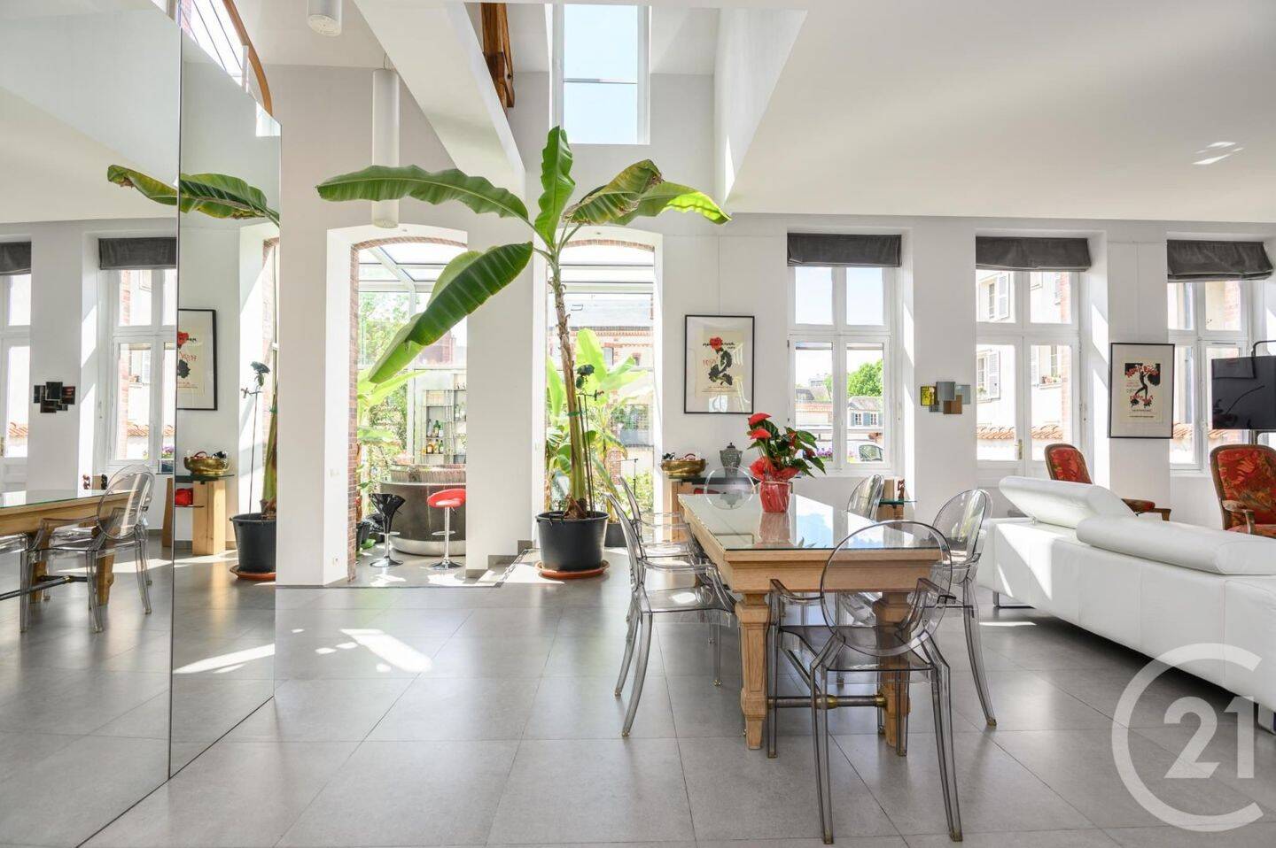Maison 9 pièces 440 m² · à Chartres · 440 m² · 994 000 €