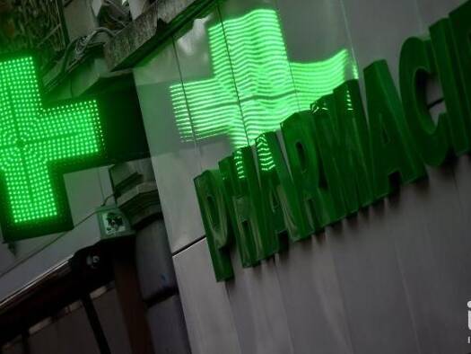 Local d'activités à vendre 715 000 € 150 m² d'espace de stockage Centre Ville Mennecy 91540