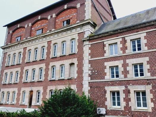 Immeuble à vendre 1 100 000 € 1 900 m² Zone Est Noyon 60400