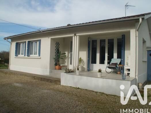 Maison à vendre 163 000 € 4 pièces 3 chambres 81 m² 1 055 m² de terrain Margueron 33220