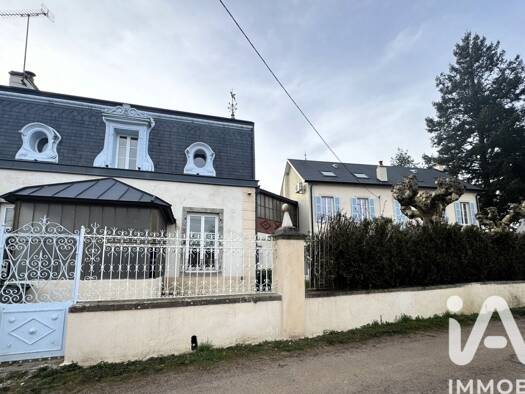 Maison à vendre 750 000 € 10 pièces 5 chambres 351 m² 3 773 m² de terrain Couches 71490