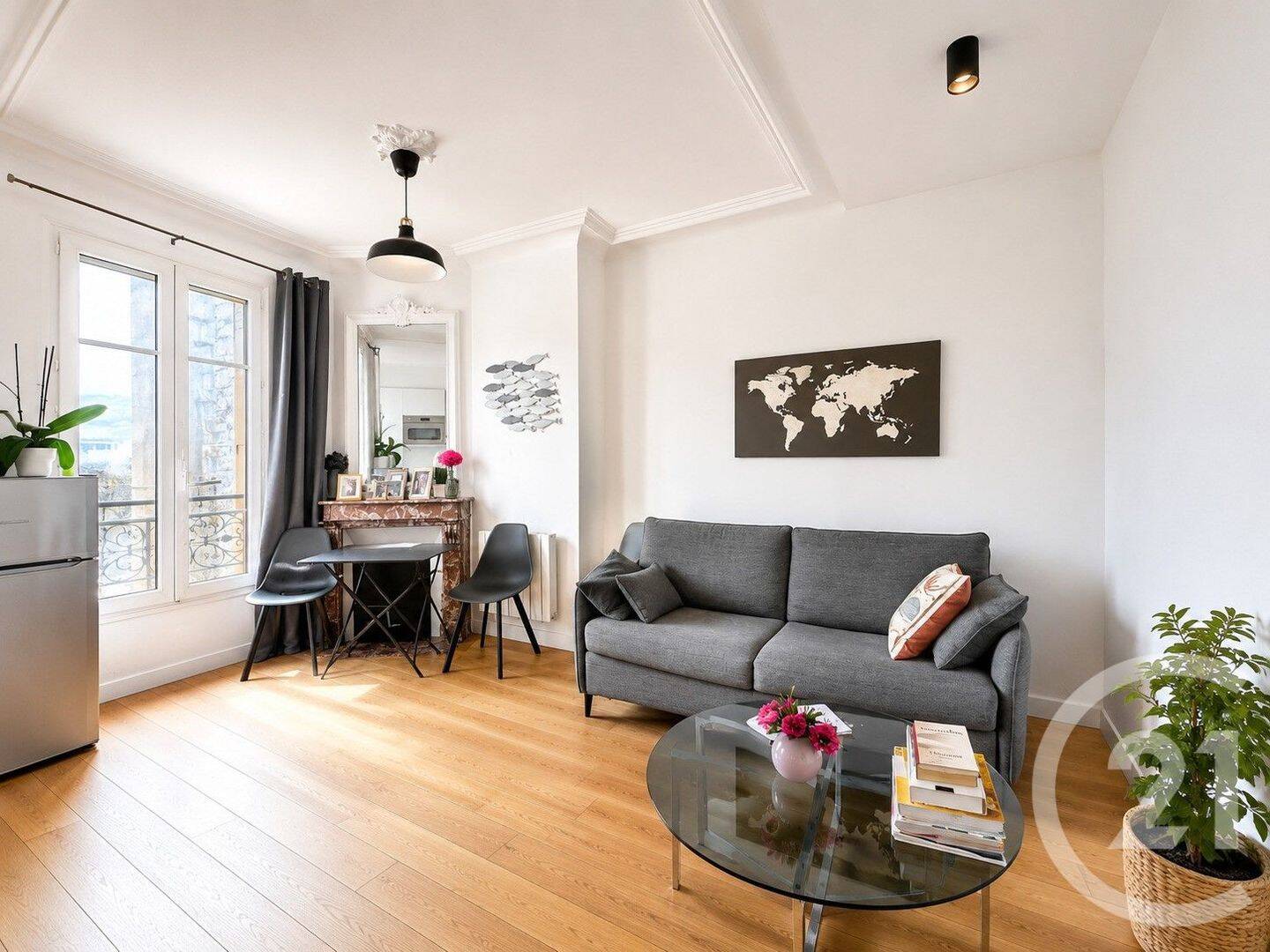 Appartement 2 pièces 32 m² · à Paris 16ème Arrondissement · 31,7 m² · 1 690 €
