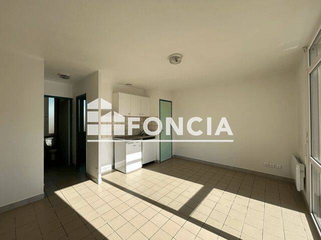 Appartement 1 pièce 30 m² · à Sainte-Livrade-sur-Lot · 30 m² · 290 €/mois