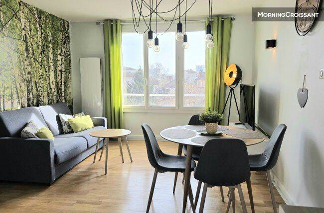 Appartement 3 pièces 55 m² · à Lyon 8ème Arrondissement · 55 m² · 1 890 €