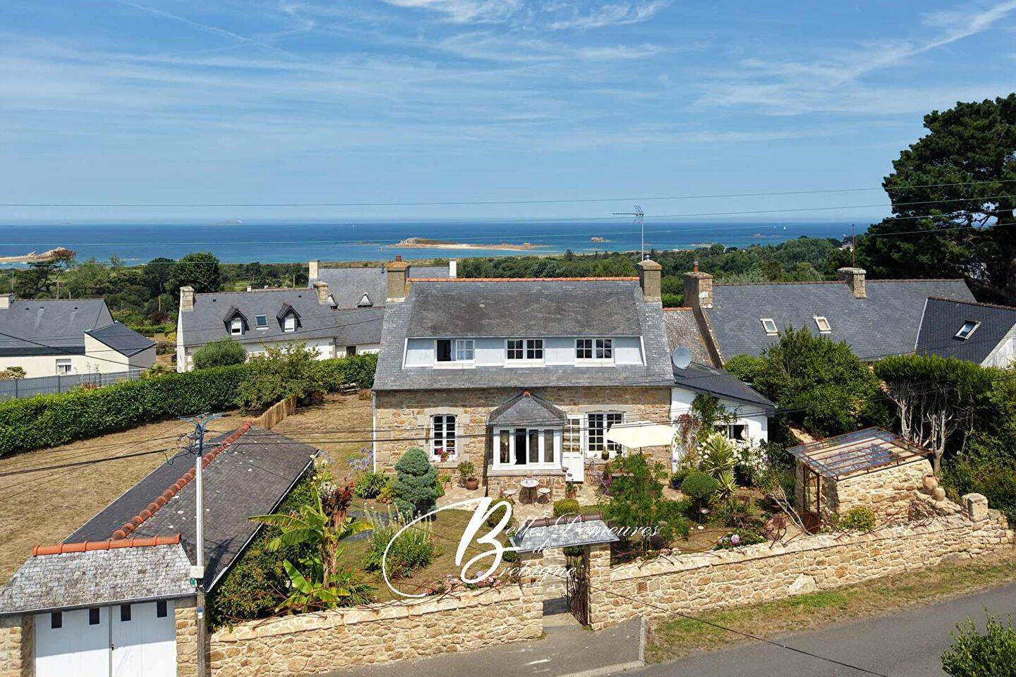 Maison 4 pièces 90 m² · à Penvénan · 90 m² · 398 000 €