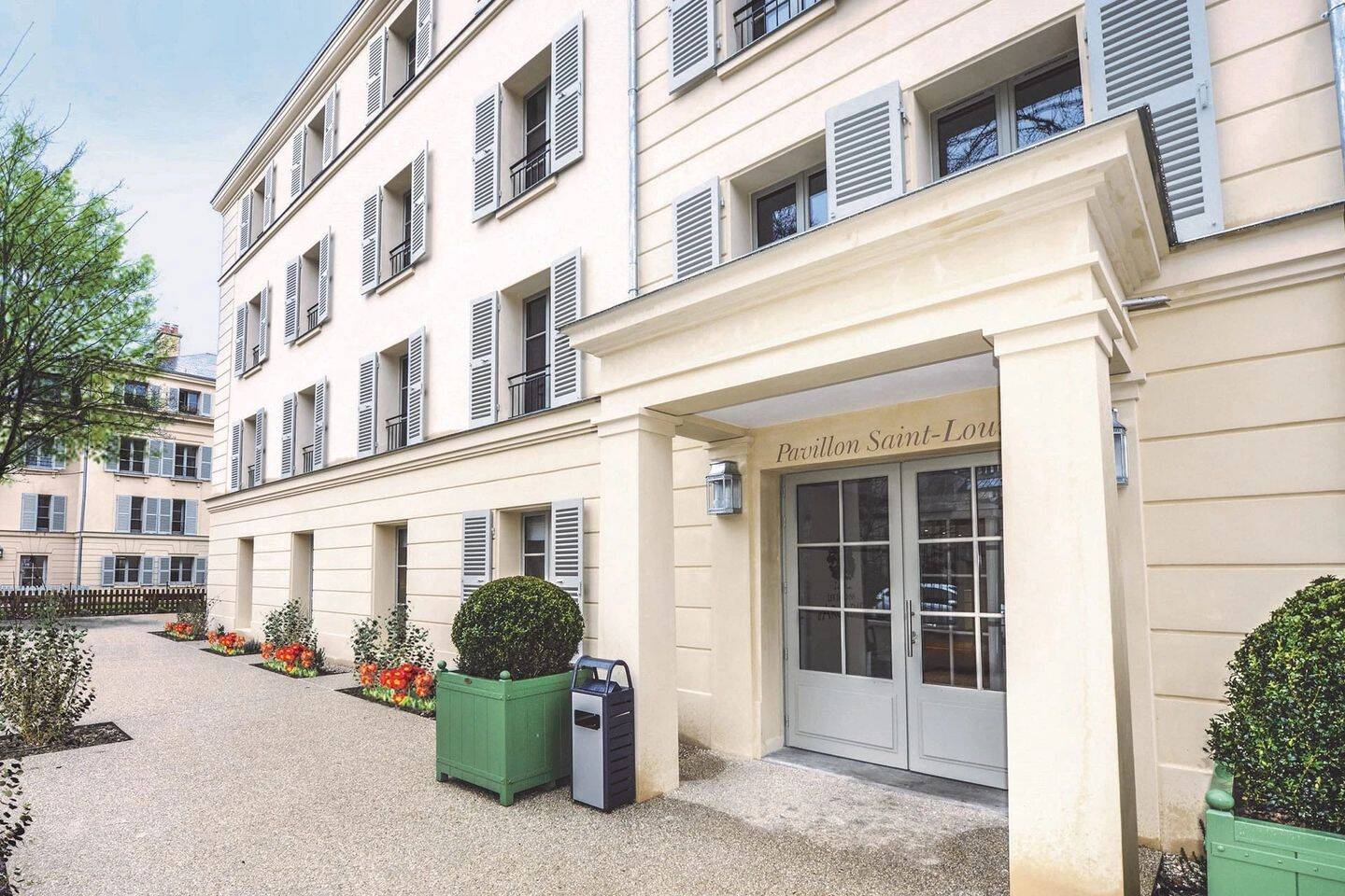 Appartement 2 pièces 32 m² · à Versailles · 32,3 m² · 240 877 €