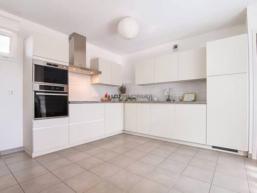 Appartement à vendre 230 000 € 3 pièces 2 chambres 65 m² Étage 2/2 Saint Assiscle-Saint Charles Perpignan 66000