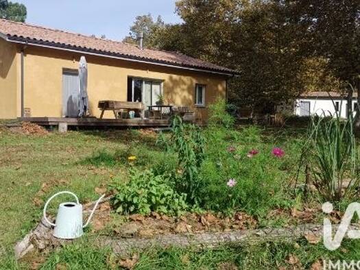 Maison à vendre 190 500 € 5 pièces 3 chambres 98 m² 2 726 m² de terrain Captieux 33840