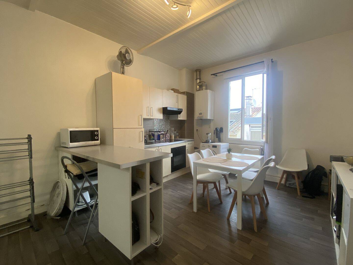 Appartement 2 pièces 31 m² · à Bordeaux · 30,6 m² · 599 €/mois