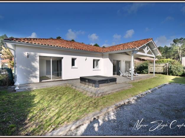 Maison à vendre - Première occupation 699 000 € 6 pièces 4 chambres 135 m² 586 m² de terrain Moliets-et-Maa 40660