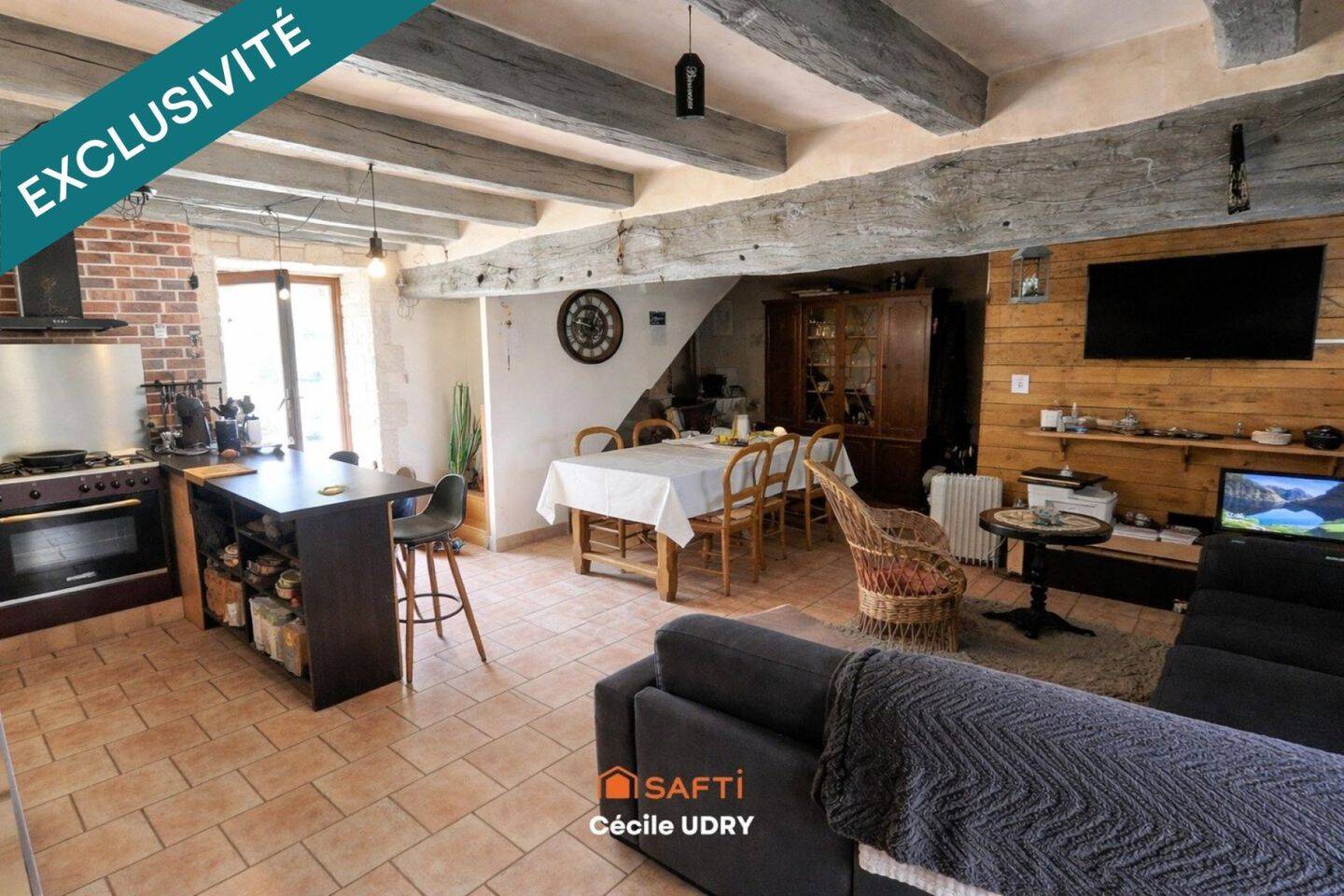 Maison 6 pièces 115 m² · à Saint-Épain · 115 m² · 162 000 €
