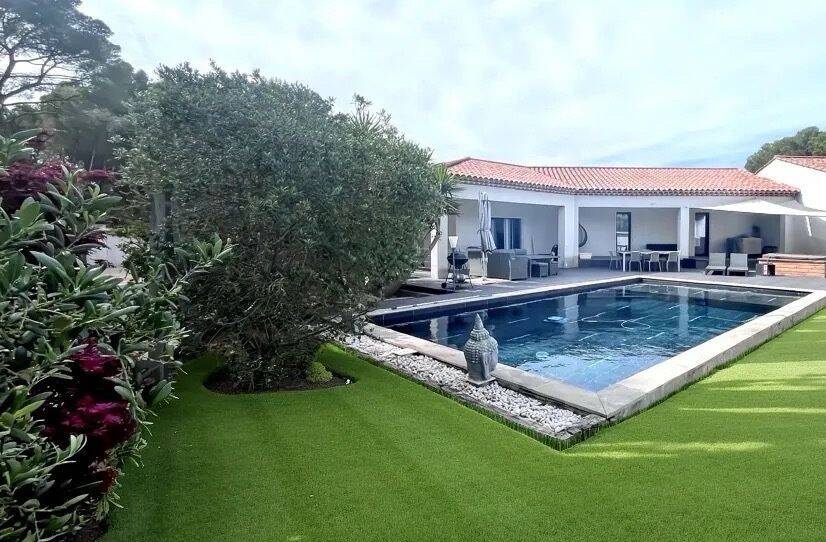 Maison 5 pièces 200 m² · à Ventabren · 200 m² · 995 000 €