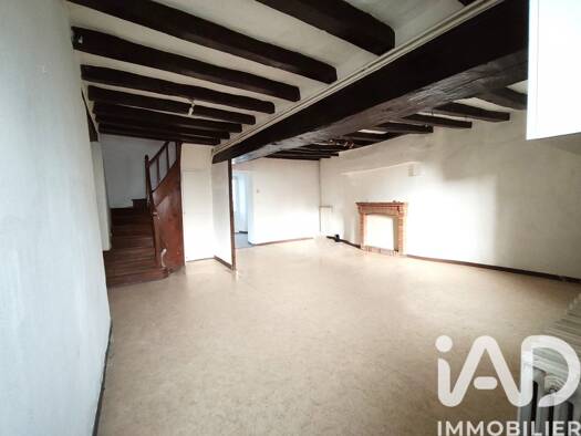 Maison à vendre 84 200 € 4 pièces 2 chambres 90 m² 1 238 m² de terrain Bouessay 53290