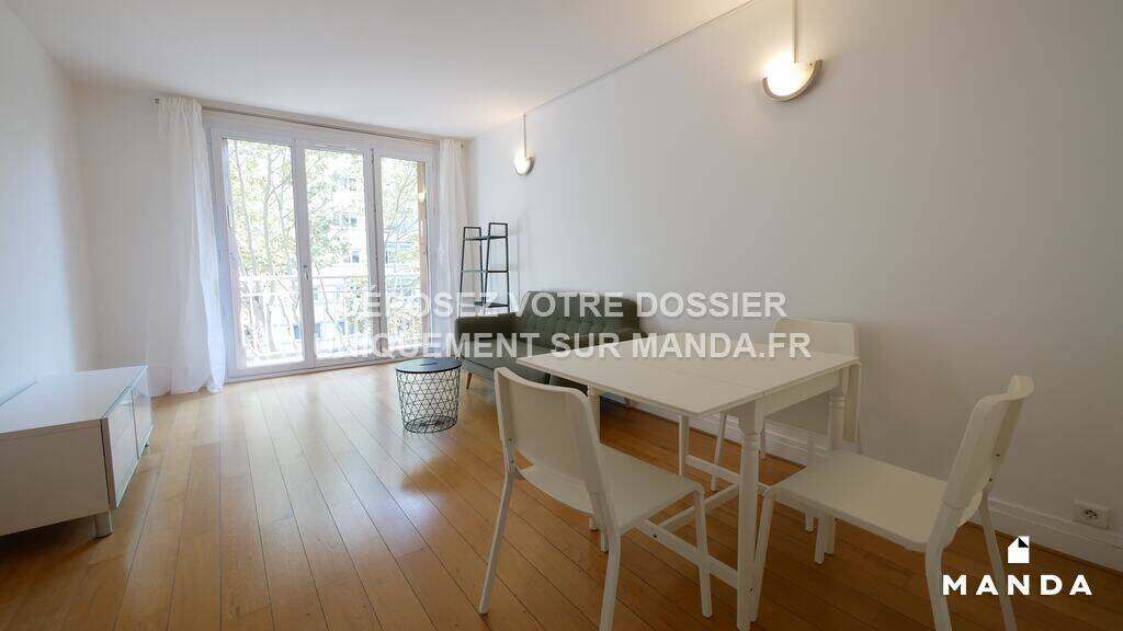 Appartement 3 pièces 54 m² · à Issy-les-Moulineaux · 54 m² · 1 495 €/mois