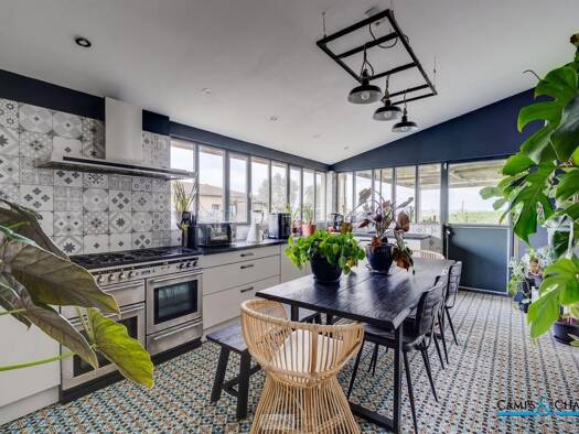 Maison à vendre 389 000 € 7 pièces 5 chambres 210,6 m² Puylausic 32220