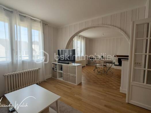 Maison de ville à vendre 190 000 € 4 pièces 2 chambres 80 m² 620 m² de terrain Le Chêne Maillard Saran 45770