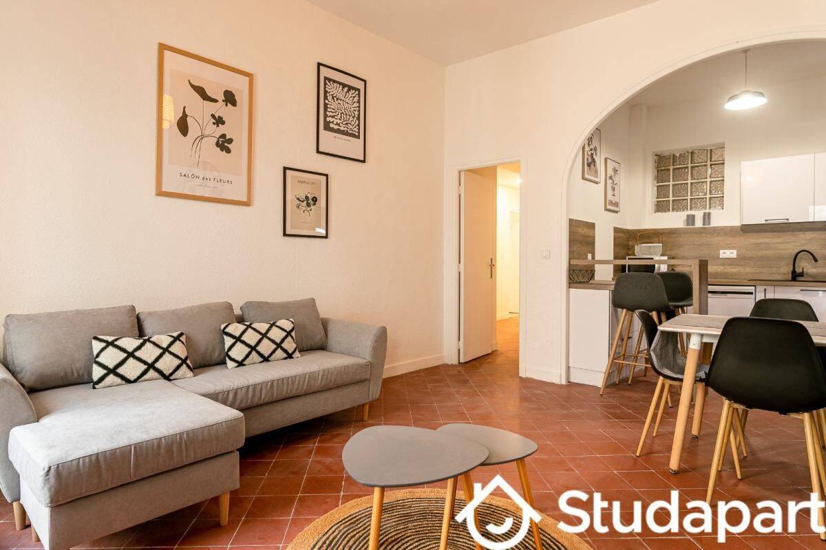 5 pièces 102 m² · à Perpignan · 102 m² · 990 €/mois