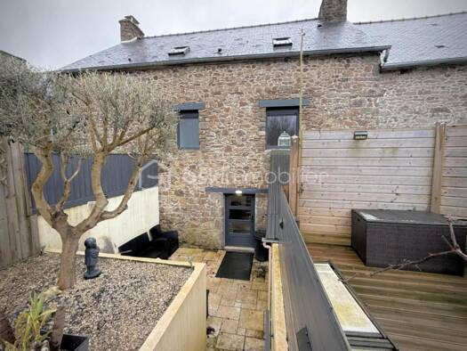 Maison à vendre 430 000 € 5 pièces 4 chambres 137 m² 280 m² de terrain La Ville-ès-Nonais 35430