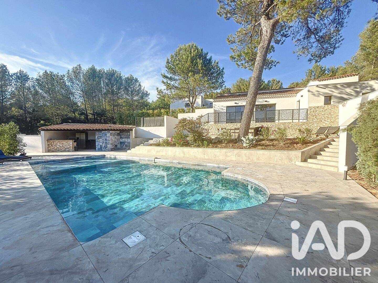 Maison 4 pièces 90 m² · à Gardanne · 90 m² · 3 000 €