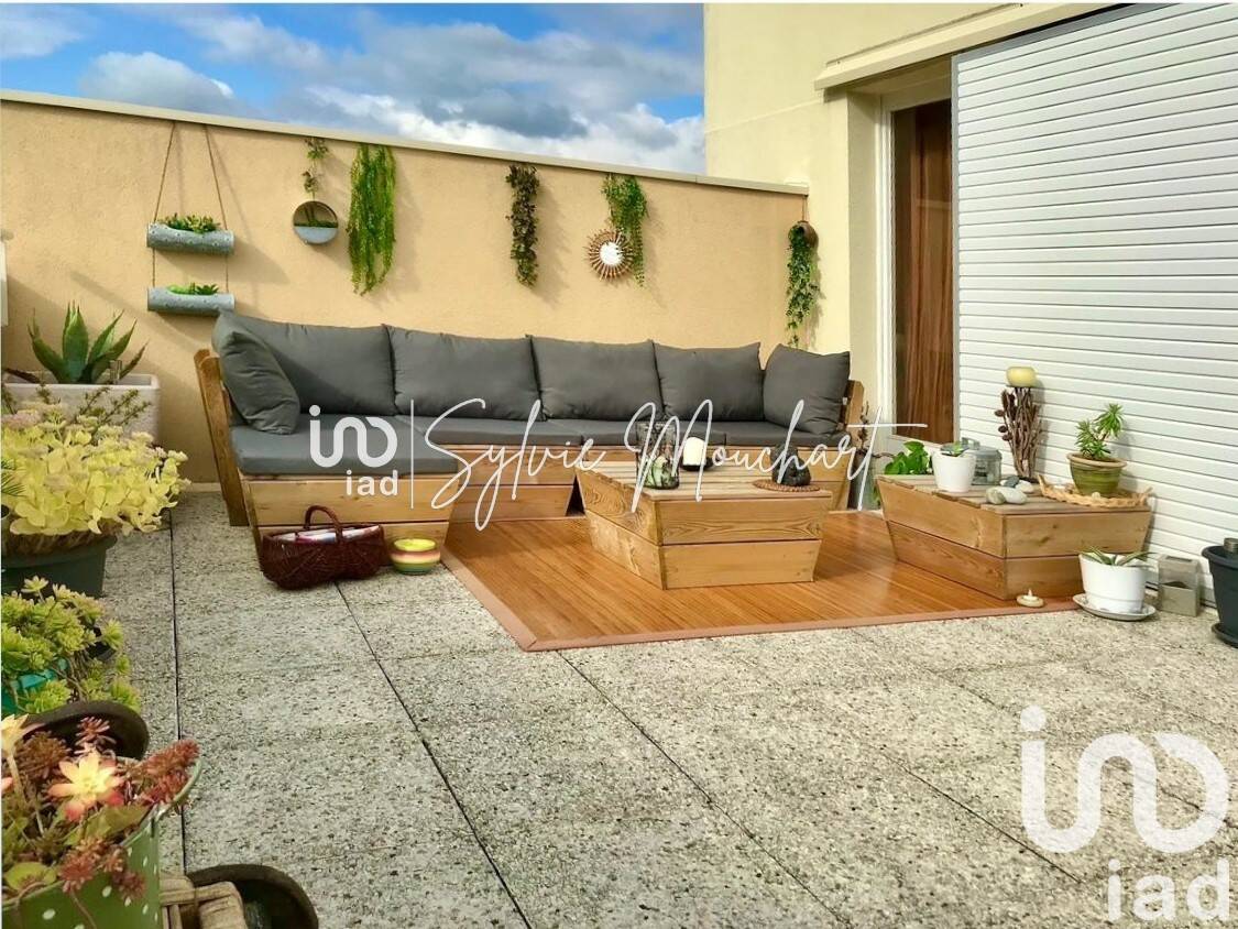 Appartement 5 pièces 94 m² · à Maurepas · 94 m² · 250 000 €