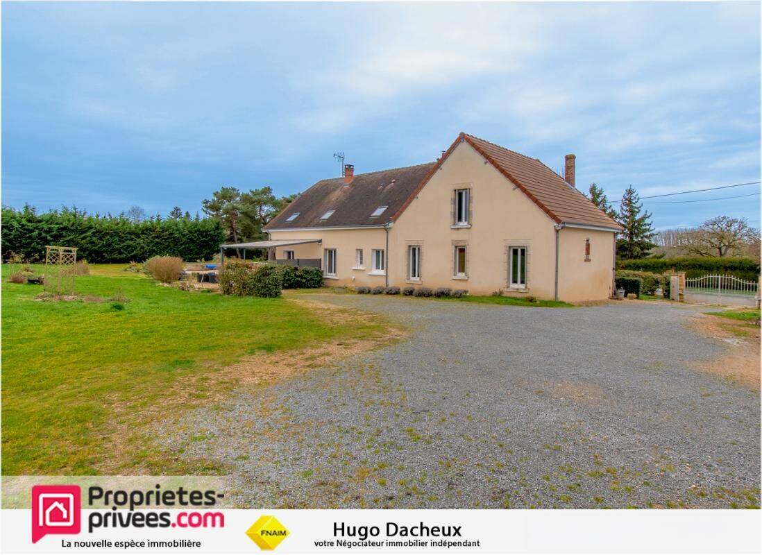 Maison 10 pièces 281 m² · à Méreau · 281 m² · 324 000 €