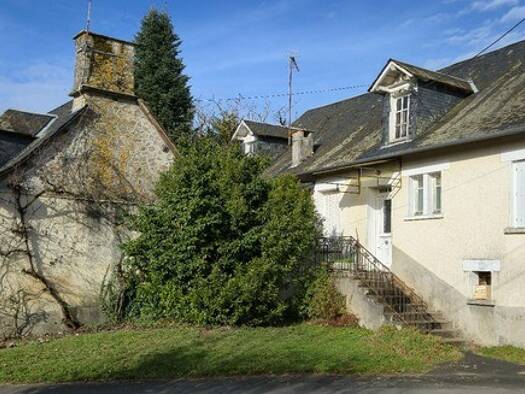 Ferme à vendre 180 000 € 7 pièces 4 chambres 157 m² 6 500 m² de terrain Estivaux 19410