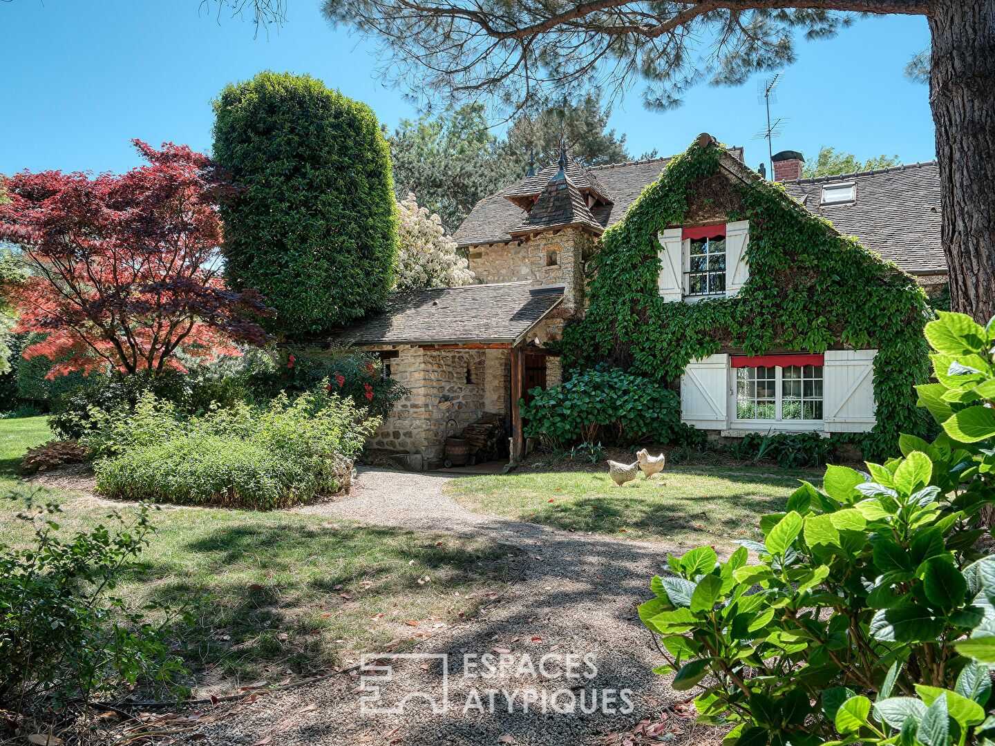 Maison 15 pièces 450 m² · à Courson-Monteloup · 450 m² · 890 000 €