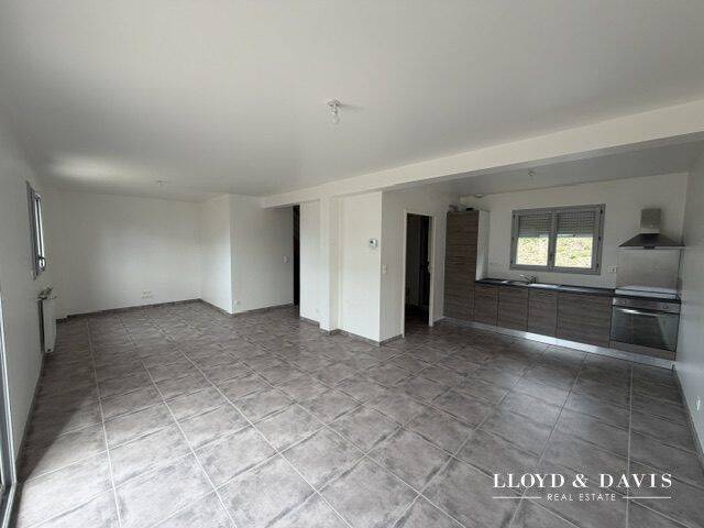 Maison 4 pièces 90 m² · à Pont-l'Évêque · 90 m² · 1 290 €/mois