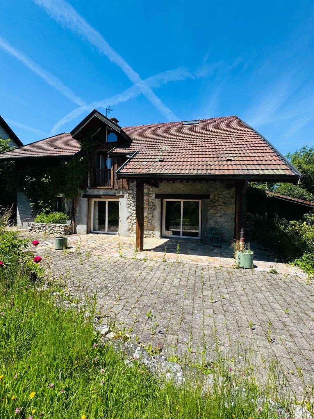 Maison 11 pièces 300 m² · à Allonzier-la-Caille · 300 m² · 749 000 €