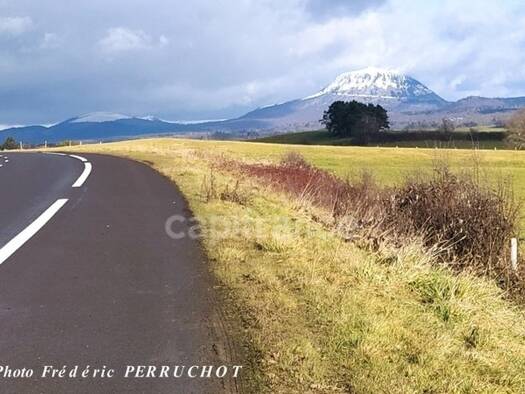 Activités diverses à vendre Fonds de commerce 87 000 € 6 m² de surface de vente Courpière 63120