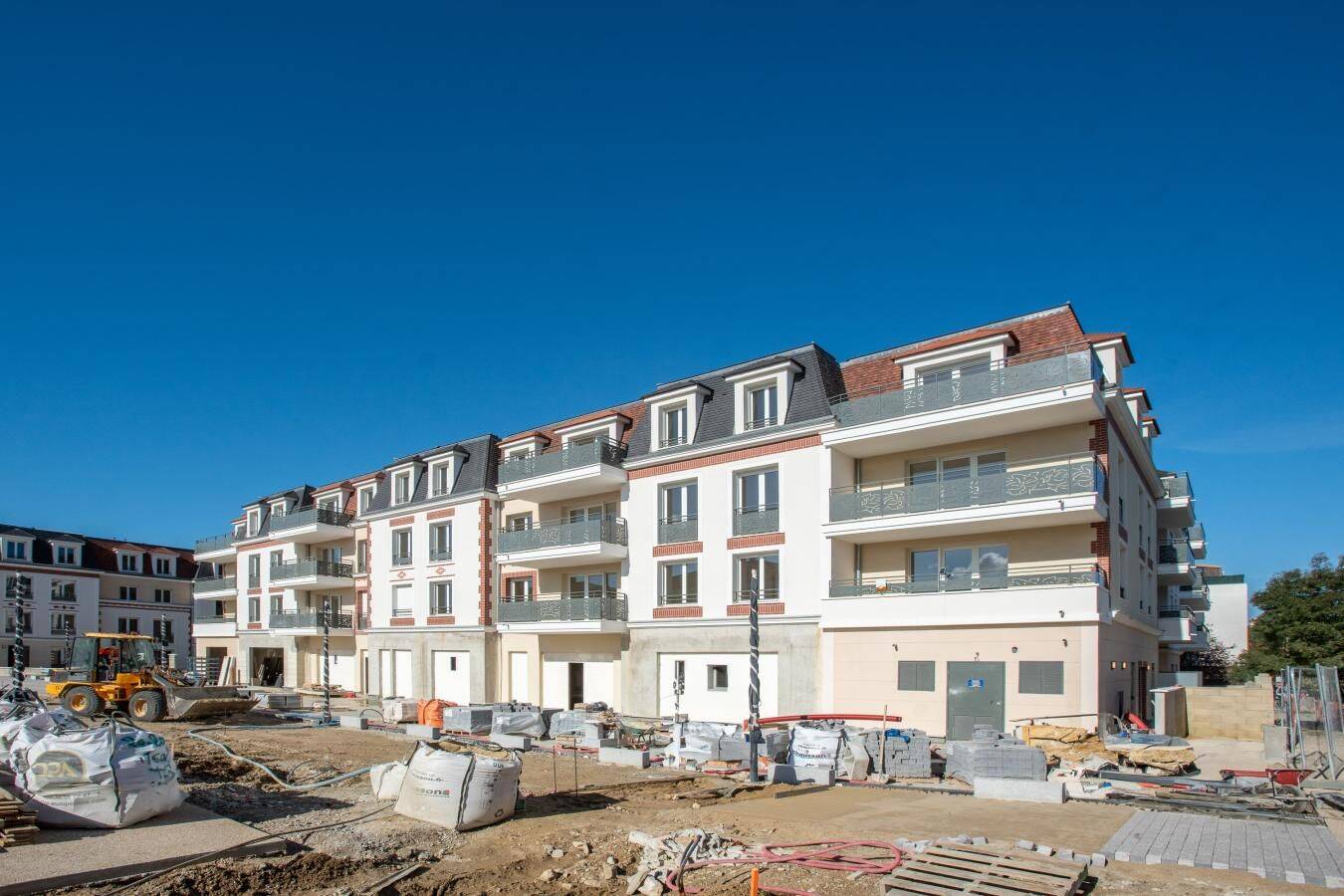 Appartement 1 pièce 33 m² · à Éragny · 33 m² · 777 €/mois