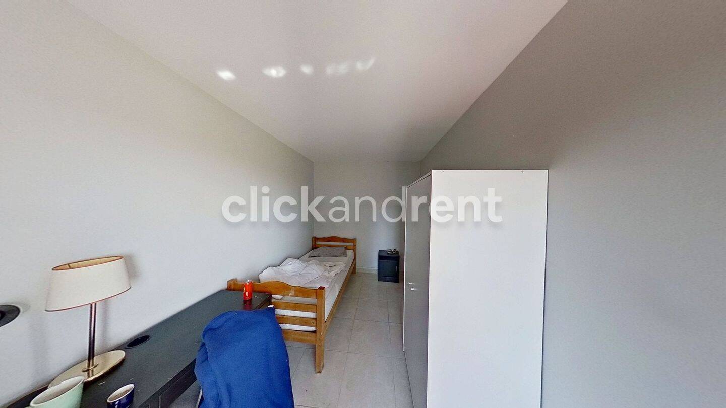 5 pièces 72 m² · à Meudon · 72,1 m² · 575 €