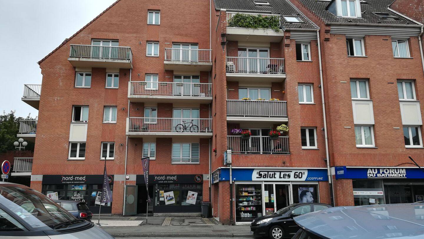 Appartement 4 pièces 93 m² · à La Madeleine · 93 m² · 1 095 €
