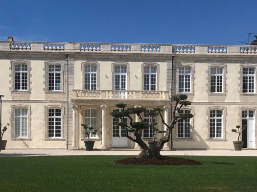 Maison à louer 1 500 € 4 pièces 3 chambres 90 m² 230 m² de terrain Est Lagord 17140