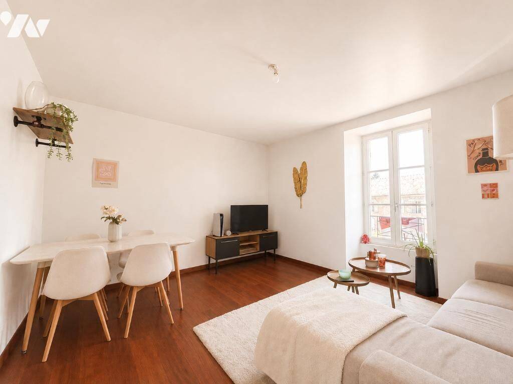 Appartement 2 pièces 38 m² · à Chamant · 38 m² · 715 €