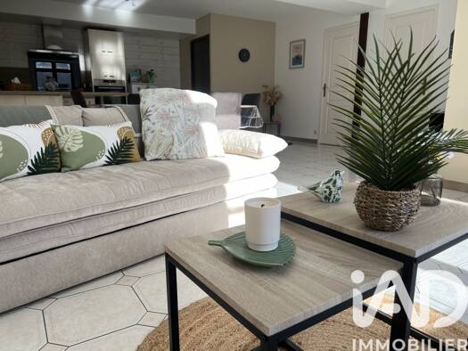 Appartement à vendre 179 900 € 3 pièces 2 chambres 87 m² Étage 1/2 Loire-voie Ferree Ancenis 44150